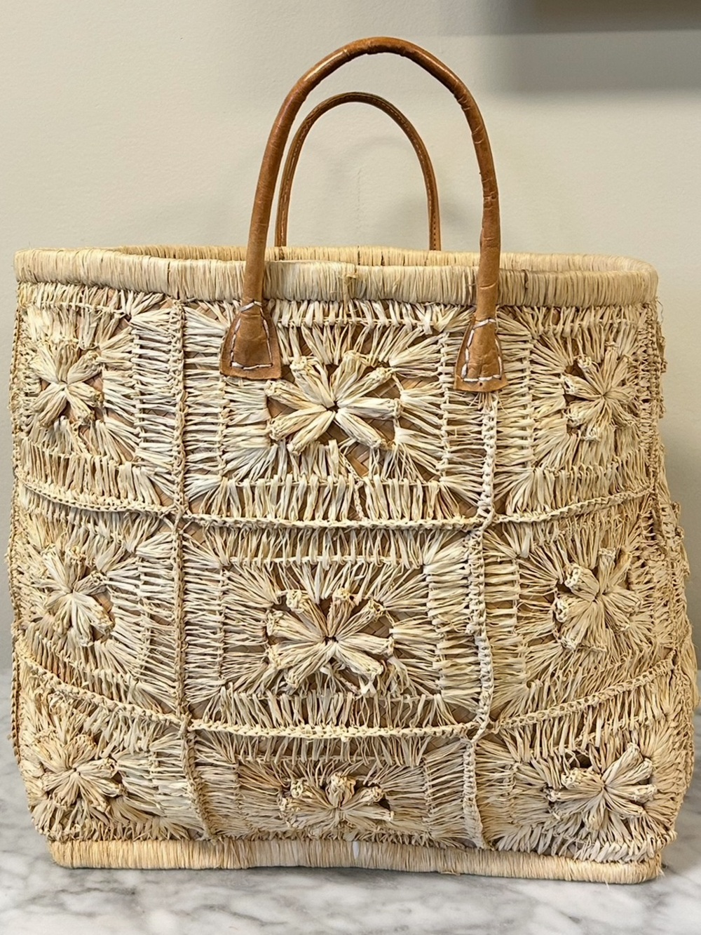 Beige Woven Straw Basket Tote • Basket Bag